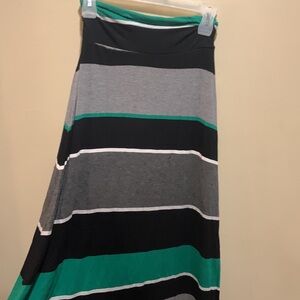 Striped maxi skirk
